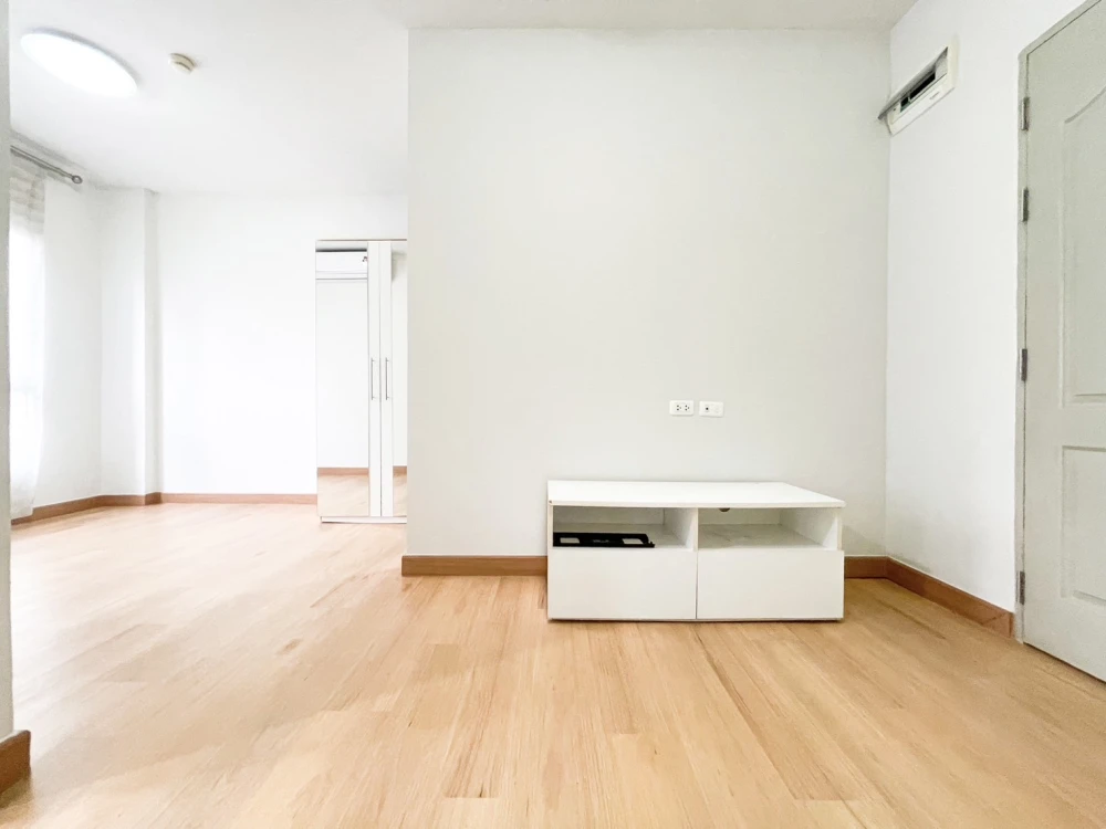 Urgent sale!! The Kit Lam Luk Ka Khlong 2 (Phase 1) Very beautiful room, good price, can move in immediately. Don't miss it!!