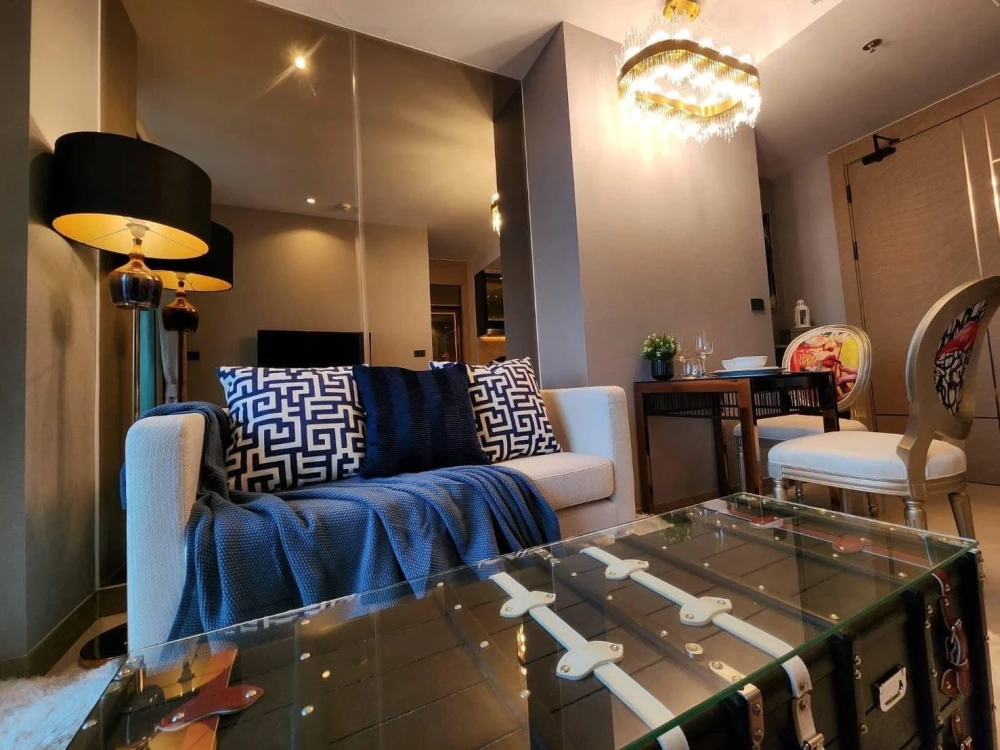 Urgent sale, The Riviera Ocean Drive, ready to move in, complete in one place, come and own it today.