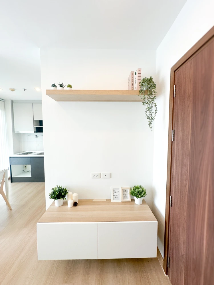 Urgent sale, The Base Chaengwattana, fully furnished, ready to move in, at a great price, hurry and become the owner today.
