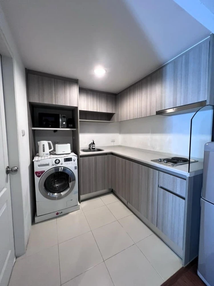 Urgent sale, Belle Grand Rama 9, ready to move in immediately, fully furnished and appliances ready to use