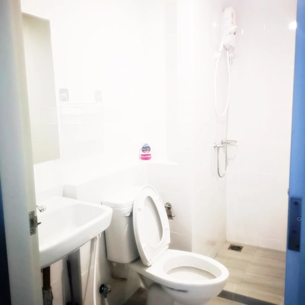 Urgent Sale!! Sena Kit Theparak - Bang Bo, 4th Floor, Building F, Corner Unit, Beautiful Unit, Fully Furnished, Ready to Move In! Don't Miss Out!!