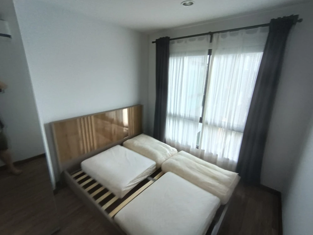 Urgent sale, Hi Suthisan Condo, separate rooms, great price, come and own it today.