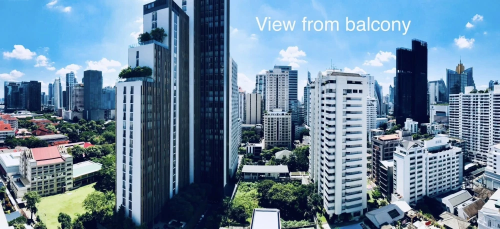 Condo for sale at 15 Sukhumvit Residences. Large, comfortable room with plenty of space. Convenient and complete here. Buy now. Don't miss out!