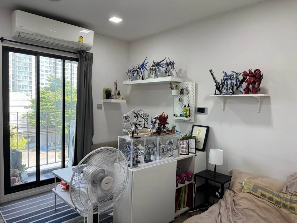 Urgent sale! Atmoz Condo, Chaengwattana, Studio room, 4th floor, available at an affordable price. Come and own it today!