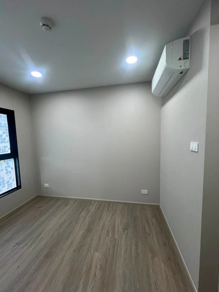Urgent sale! Supalai Sense Srinakarin condo, 6th floor, unobstructed view. Comes with a very special price. Don't miss this opportunity!