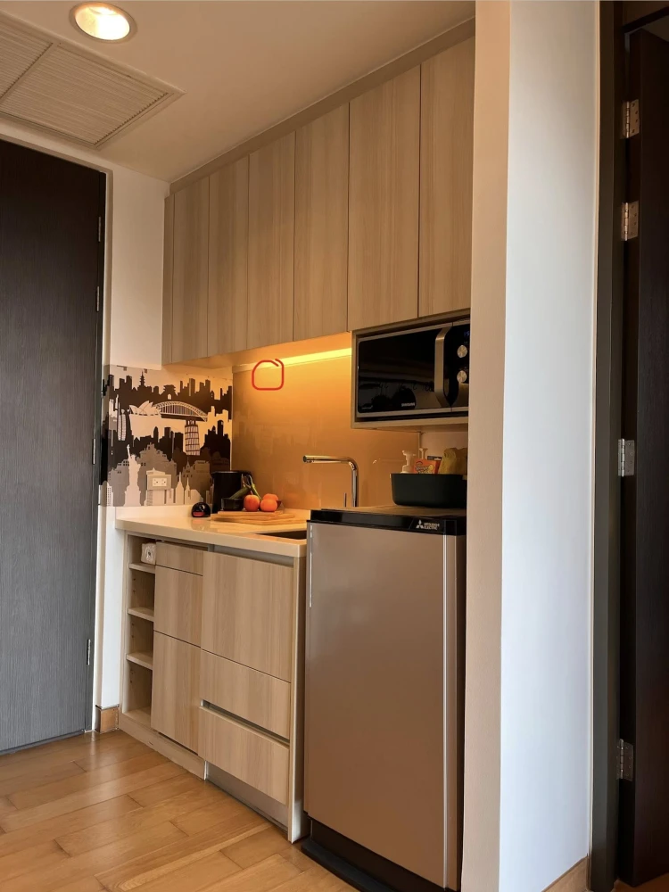 Urgent sale! The Lumpini 24 condo, 24 units available, on the 5th floor – a great height and price! Grab yours today!
