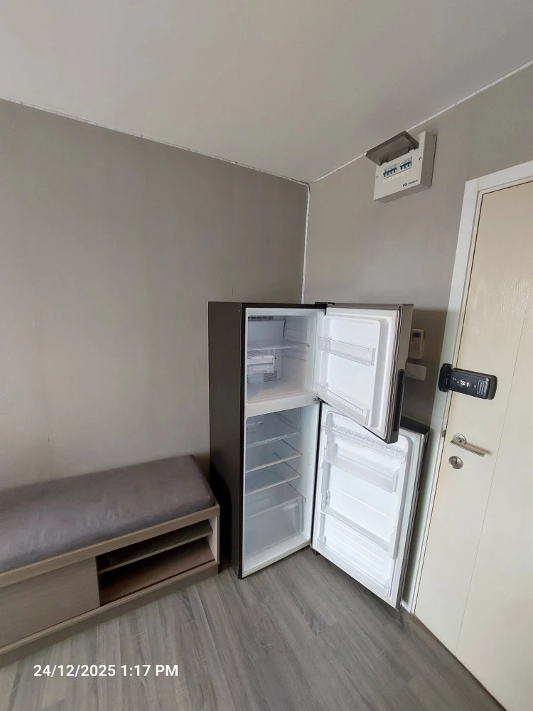 Urgent sale! The Trust @ BTS Erawan condo, ready to move in, complete amenities. Book now, don't wait!