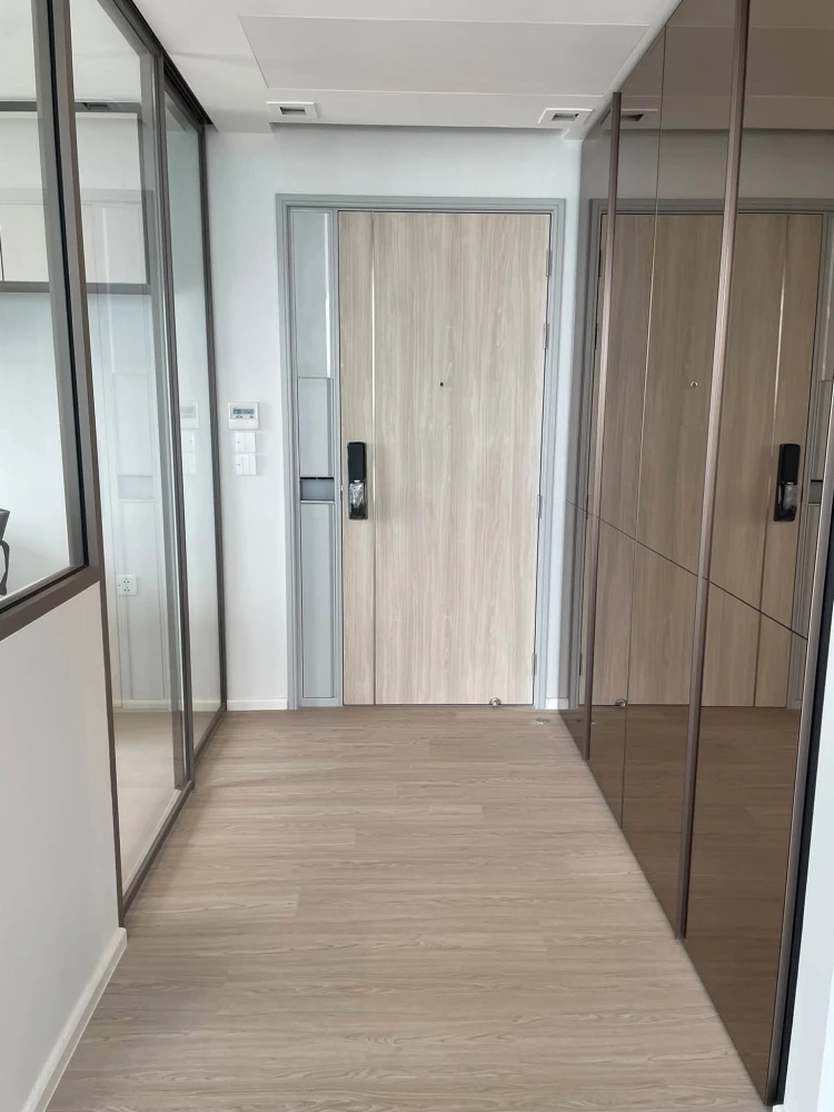 Urgent sale: Wan Vayla Na Chaopraya condo. Corner unit offering great privacy and spacious living area—make it yours today!