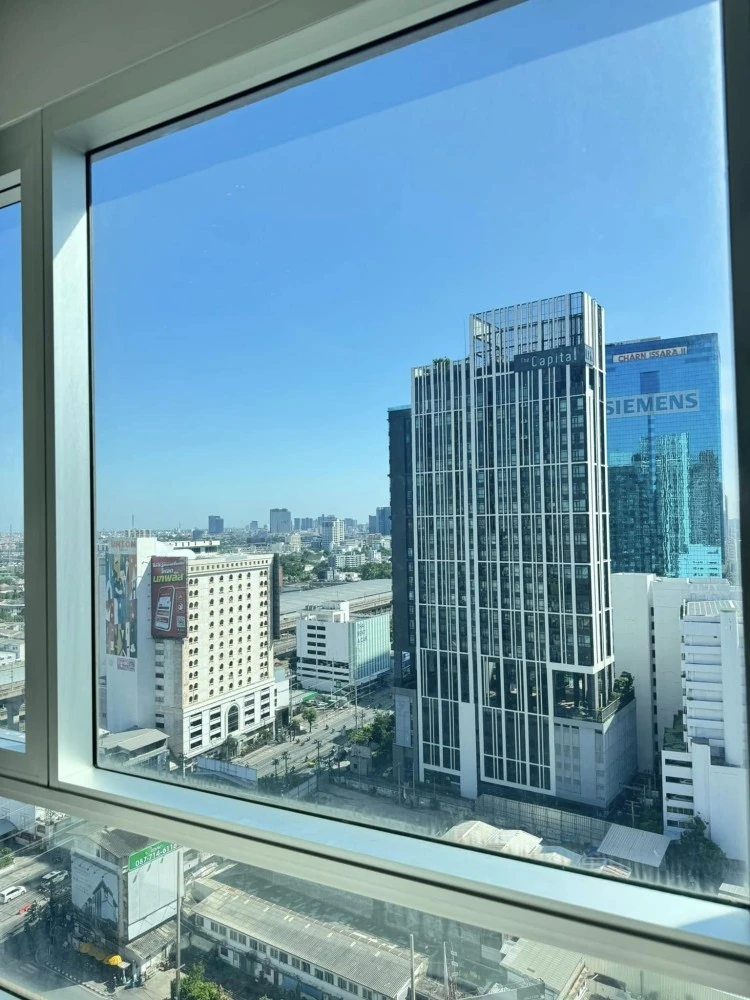 Urgent sale! Condo True Thonglor, 21st floor, open view, river bend, complete here, just come with your belongings and move in. Don't miss out!