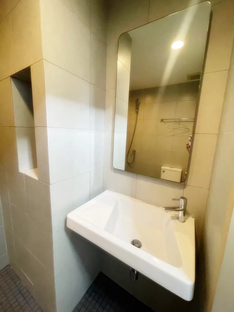 Urgent sale (with tenant)!! Condo Elio Sukhumvit 64, 7th floor, corner room, beautiful room, ready to move in, don't miss it!!