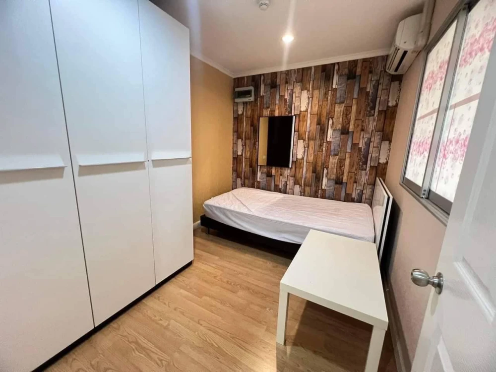 Sold with tenant!! Lumpini Park Pinklao Condo, 19th floor, Building A, suitable for investment, good price, hurry up and book now!!