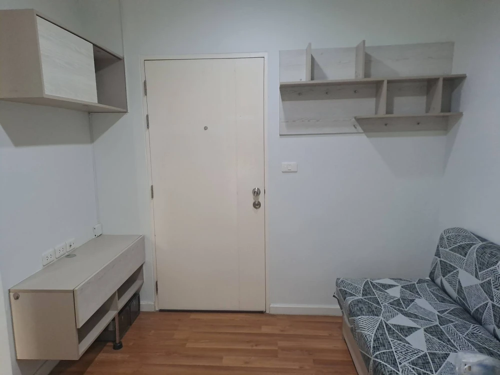 V Condo Ladkrabang for sale. Ready to move in, 2nd floor, garden view. Comes with amenities. Buy now! Don't miss out!