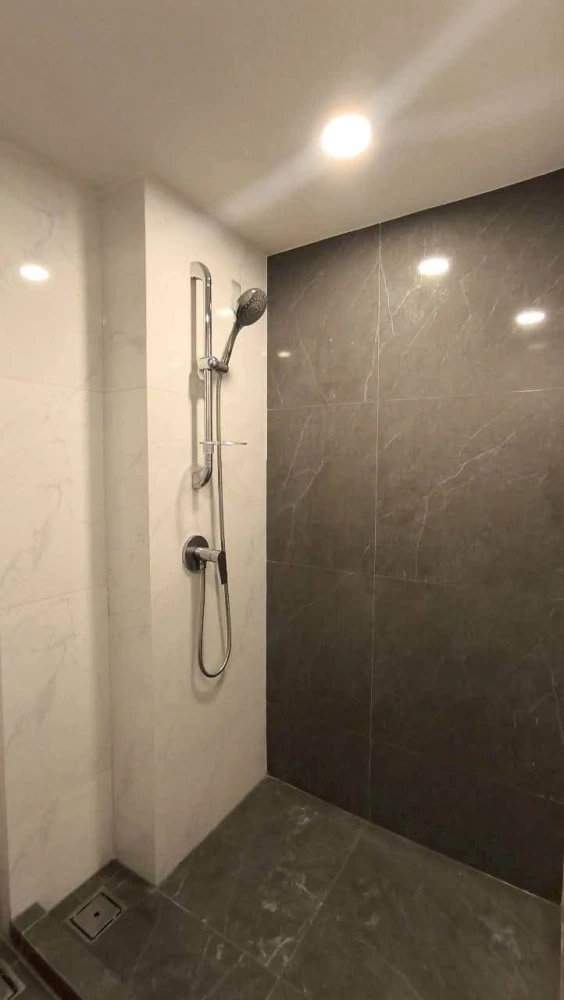 For sale: Duo Space (2-level) unit at Origin Plug & Play Nonthaburi Station. Features high-quality built-in furnishings. Great value—buy now!