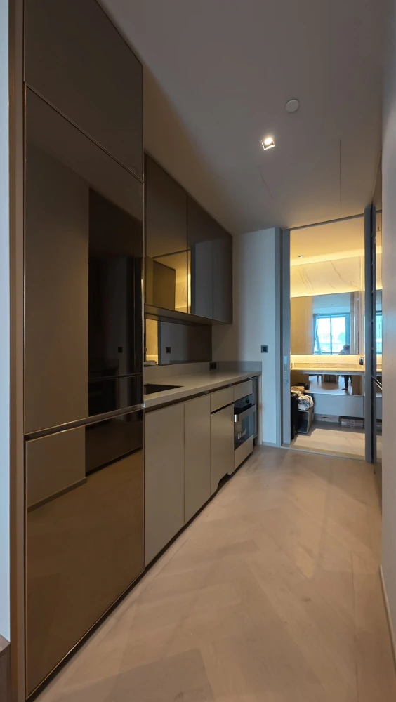 For sale/rent: The Reserve Sathorn, ready to move in, fully furnished, spacious and comfortable room, hurry and book now!
