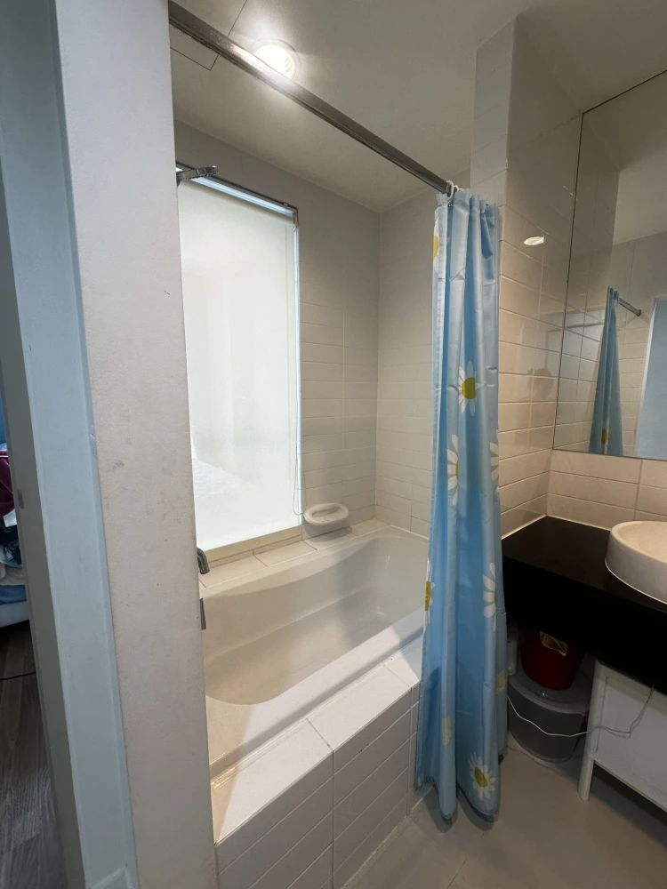 For sale/rent: IDEO Mix Sukhumvit 103 condo, fully furnished with appliances, high floor, great location. Book now before it's too late!!!