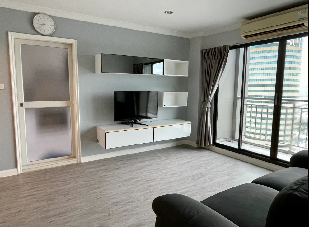 For Sale/Rent: Lumpini Place Narathiwat – Chao Phraya Condo