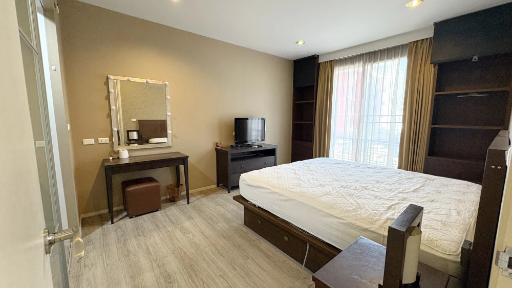 Condo for sale/rent, Amanta Ratchada, 2 bedrooms, 2 bathrooms, ready to move in, well decorated, convenient transportation, don't miss it!!