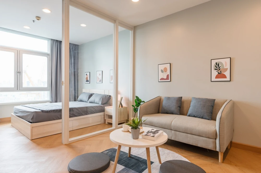 For sale/rent: Centric Scene Sukhumvit 64 condo. Beautiful, spacious, and airy view. Buy/reserve now!!