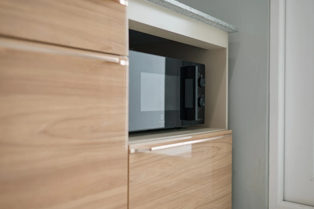 For sale/rent: Centric Scene Sukhumvit 64 condo. Beautiful, spacious, and airy view. Buy/reserve now!!