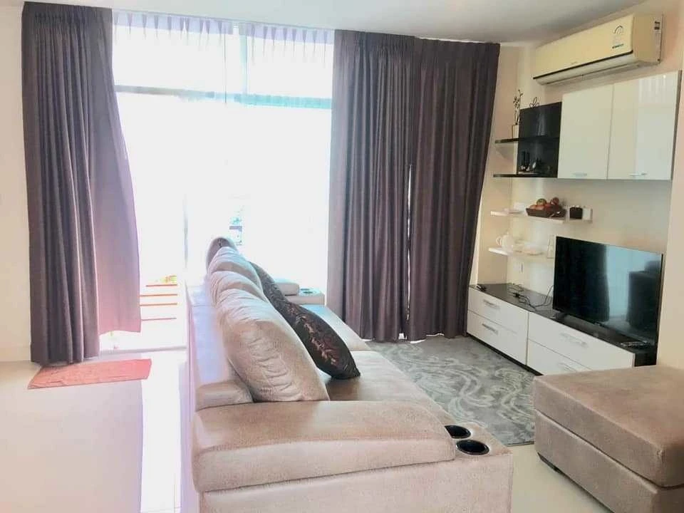 Condo for sale/rent: The Forest Chaengwattana. Beautiful and luxurious. See the promotion. Buy/reserve now!!