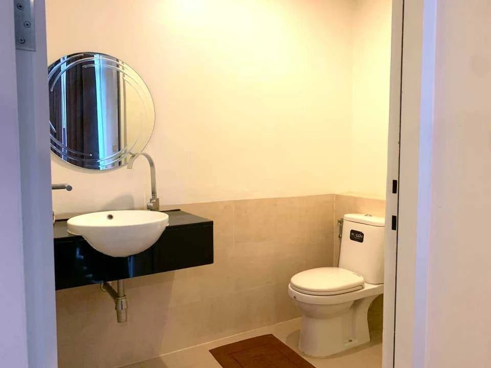Condo for sale/rent: The Forest Chaengwattana. Beautiful and luxurious. See the promotion. Buy/reserve now!!
