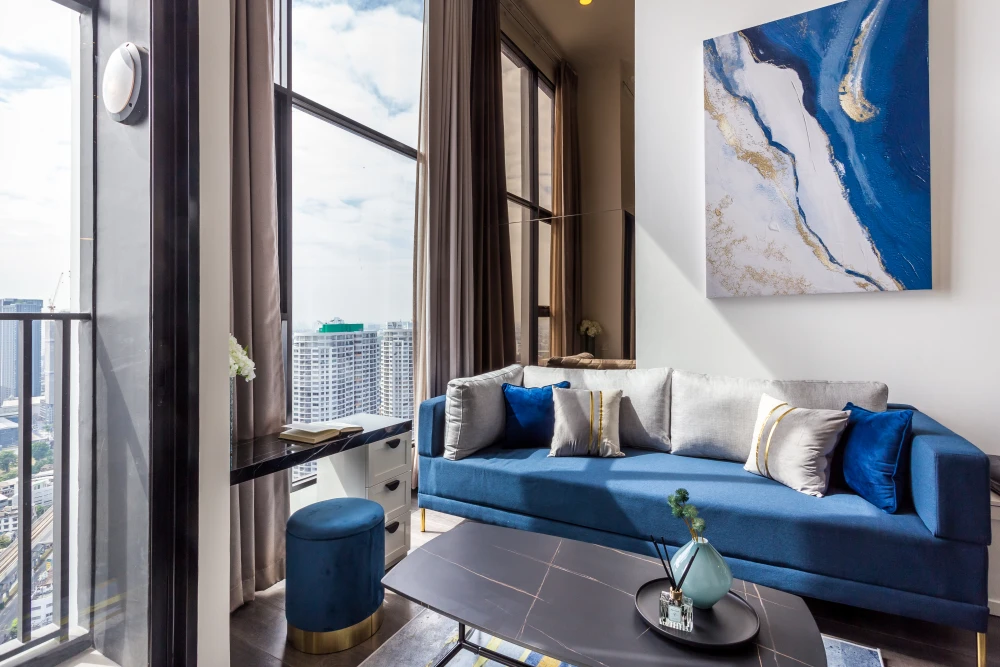 For sale/rent Condo Night at night, Space Ratchayothin, next to BTS Phahonyothin 24.
