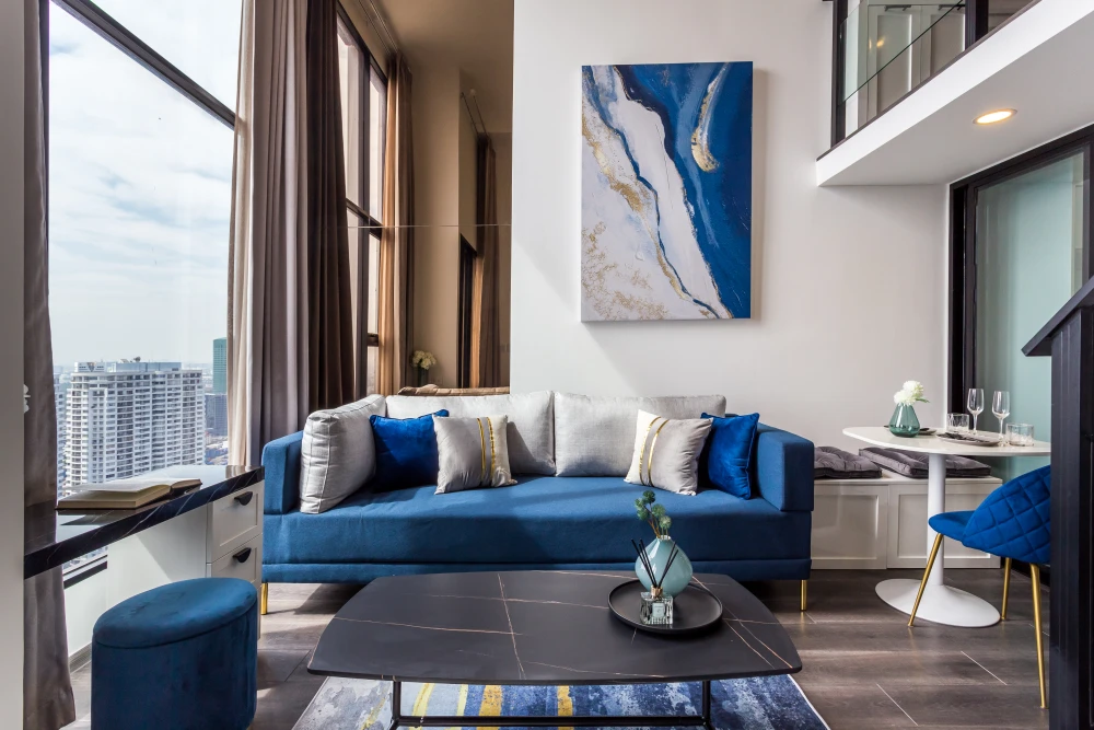 For sale/rent Condo Night at night, Space Ratchayothin, next to BTS Phahonyothin 24.