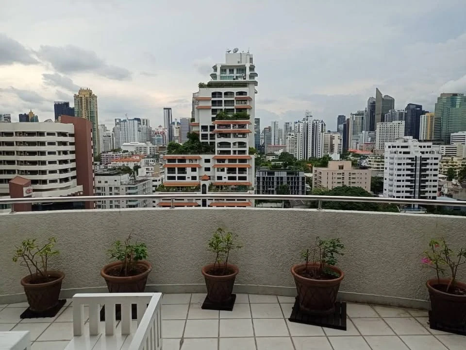 Sale/Rent Urgent!! Condo Supalai Place Sukhumvit 39, beautiful view, good location, convenient transportation, do not hesitate, book now!!