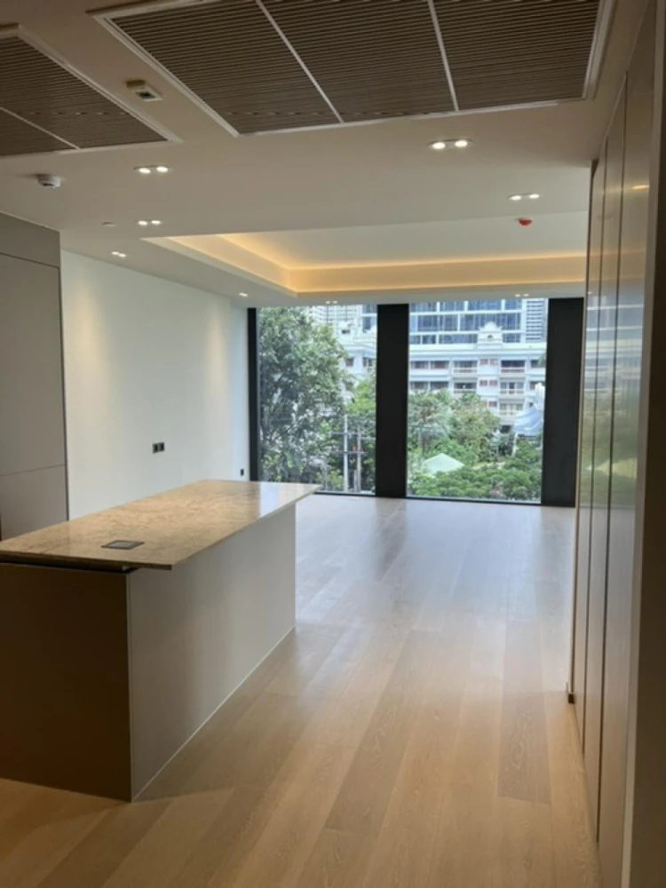 For Sale/Rent!! Tonson One Residence 2 bedrooms (11/9) Empty room, spacious area, very comfortable, book now, don't miss out.