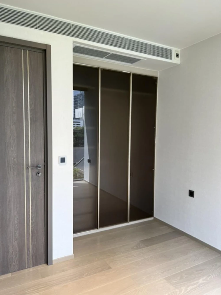For Sale/Rent!! Tonson One Residence 2 bedrooms (11/9) Empty room, spacious area, very comfortable, book now, don't miss out.