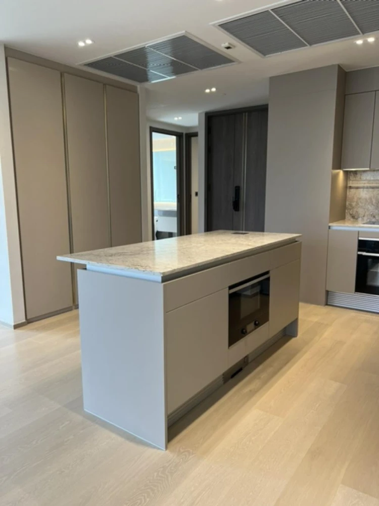 For Sale/Rent!! Tonson One Residence 2 bedrooms (11/9) Empty room, spacious area, very comfortable, book now, don't miss out.