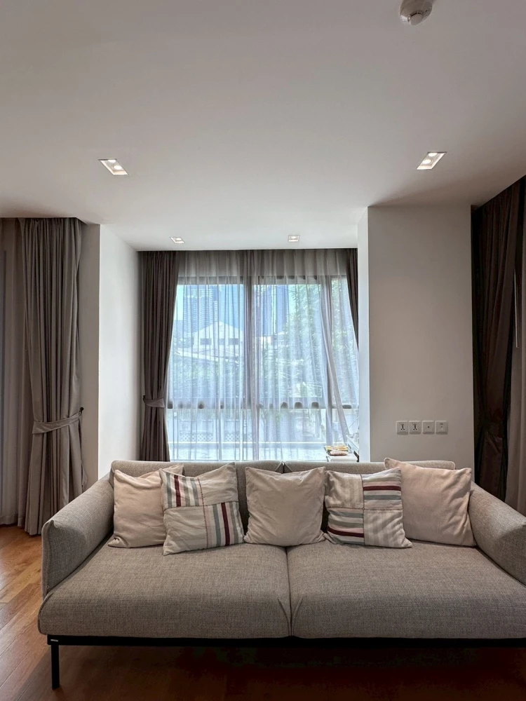 FOR SALE & RENT - Ultra-Spacious 128.5 sq.m. Luxury Condo, High Privacy in Mid-Sukhumvit | ✨ Mieler Sukhumvit 40