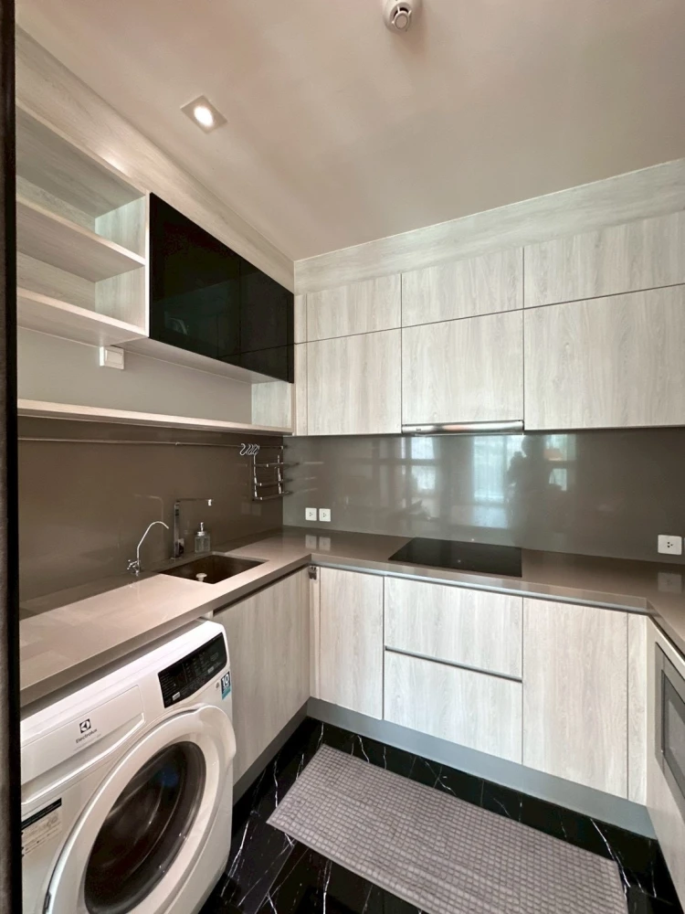 FOR SALE & RENT - Ultra-Spacious 128.5 sq.m. Luxury Condo, High Privacy in Mid-Sukhumvit | ✨ Mieler Sukhumvit 40