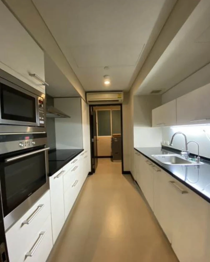 FOR SALE & RENT! Ultimate Luxury 156 sq.m. Condo - Chidlom Wing (1st Floor), Non-Furnished with Premium Fully Equipped Built-in Kitchen | ✨ The Park C