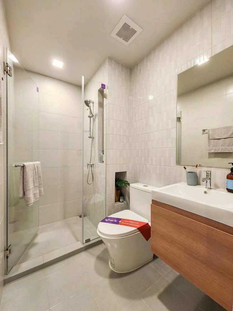 Selling a reservation slip for Chapter One Spark Charan, 11th floor, good project, worth living in, reserve now.