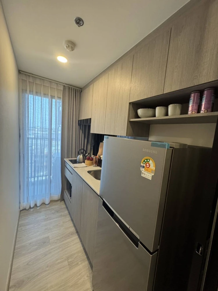 Selling a reservation slip for SO Origin Phahol 69 Station. Good project, nice location. If interested, hurry and reserve now. Urgent!