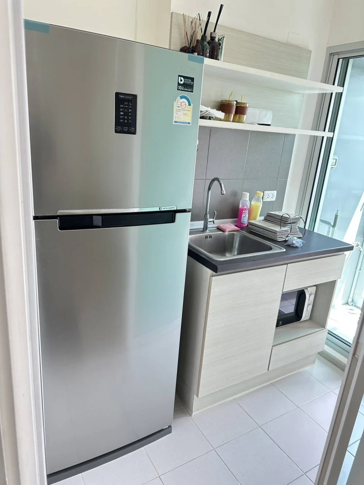 Sell/Rent Aspire Ratchada-Wongsawang. The east room is not hot. Fully furnished, electrical appliances, hurry up to reserve