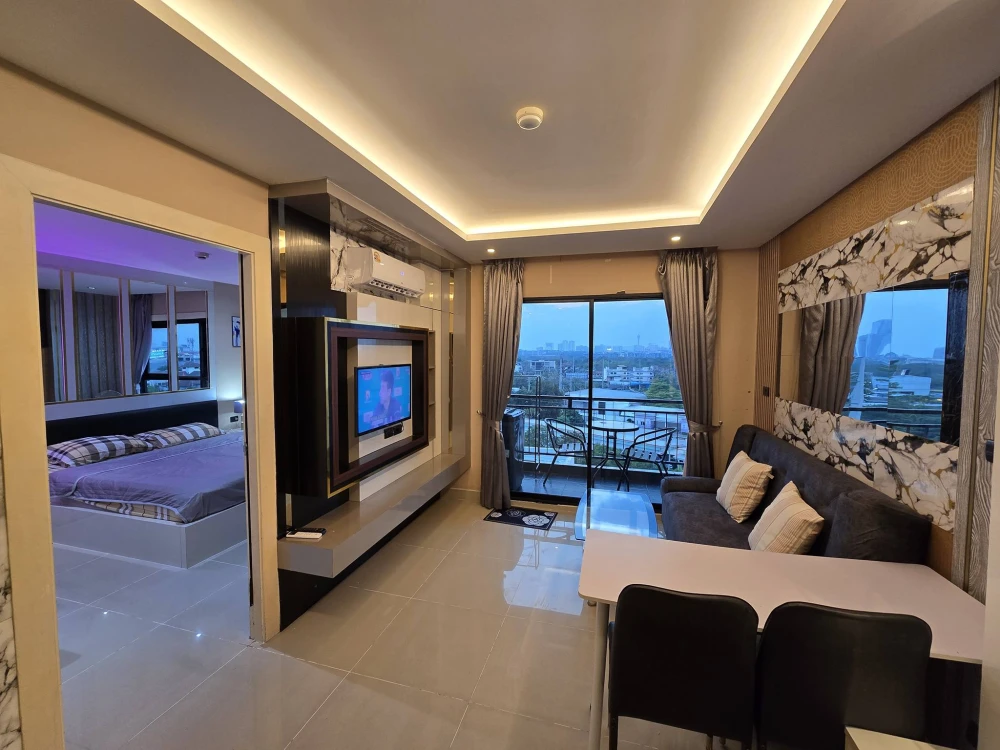 For sale/rent: Condo The Blue Residence. Nice unit, fully furnished, spacious. Book now before it's too late!