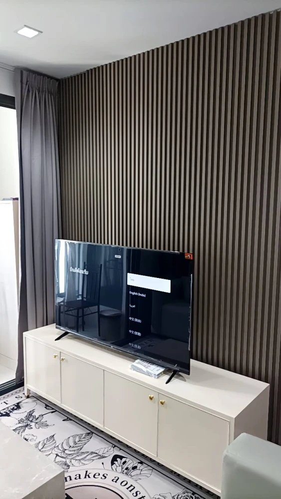 For sale/rent: Ideo Mobi Rama 9. Spacious and comfortable room with a great view. Ready to move in with just your luggage.