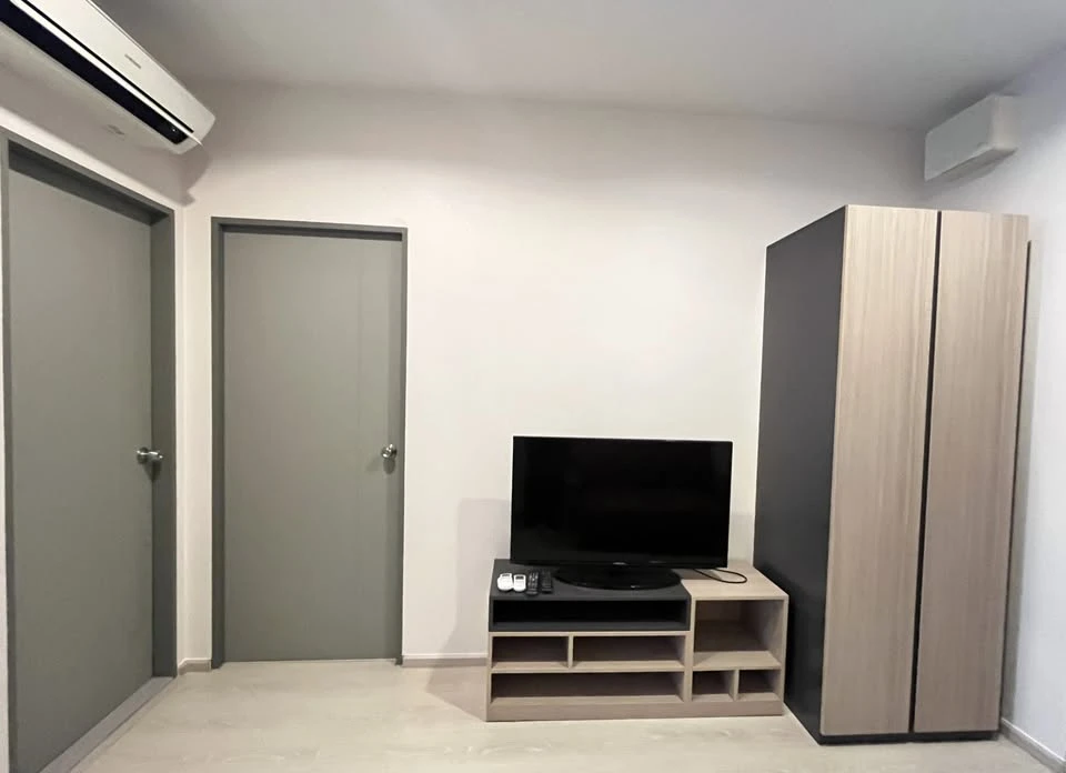 For sale and rent Ideo S115, nice room, complete amenities. The height is just right. Hurry and reserve now.