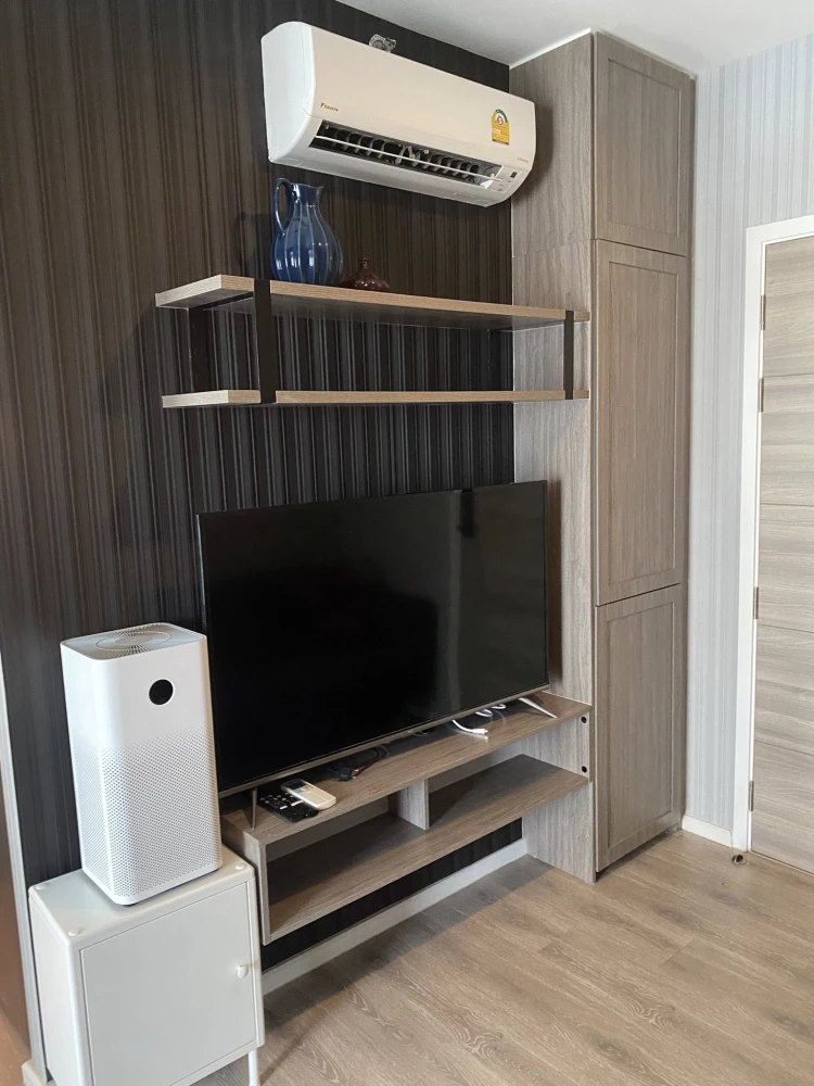 For sale/rent: Kensington Sukhumvit-Theparak, high floor unit, fully furnished, spacious and comfortable. Book now!