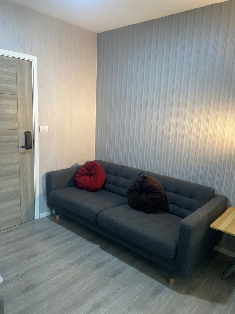 For sale/rent: Kensington Sukhumvit-Theparak, high floor unit, fully furnished, spacious and comfortable. Book now!