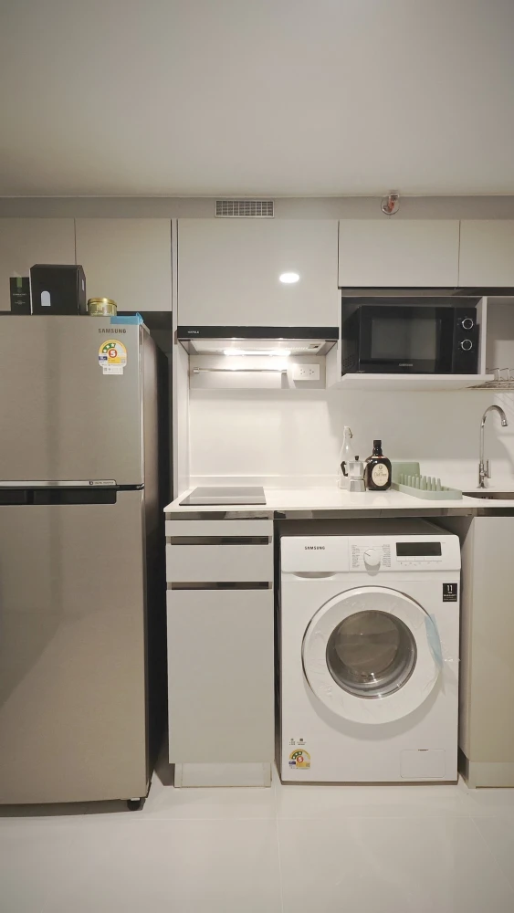 For sale/rent KnightsBridge Space Rama 9, ready to move in, fully furnished, reserve now, don't miss out!