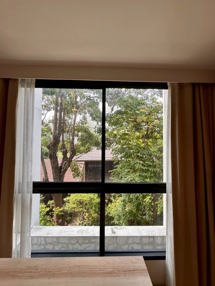 Sell/Rent Liv@49 Sukhumvit 49 room decorated in modern colors. The furniture is ready to move in. You can't reserve it anymore.