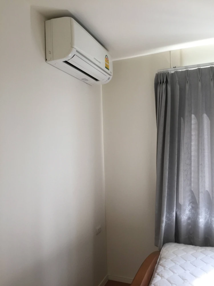 For sale/rent: Lumpini Condotown North Pattaya Sukhumvit, high floor unit, good ventilation, comfortable living space, fully furnished. Book now!