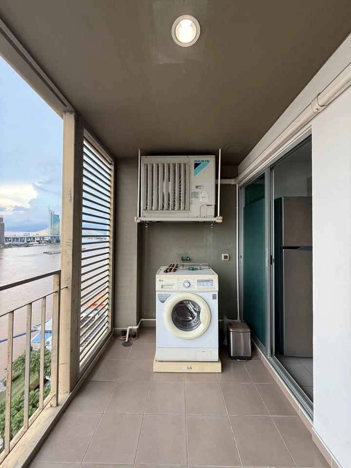 For sale/rent Lumpini Park Riverside - Rama 3, high floor room, spacious, suitable for a family, reserve now.
