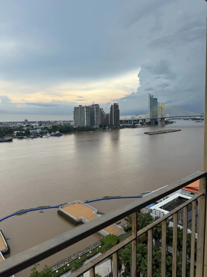 For sale/rent Lumpini Park Riverside - Rama 3, high floor room, spacious, suitable for a family, reserve now.