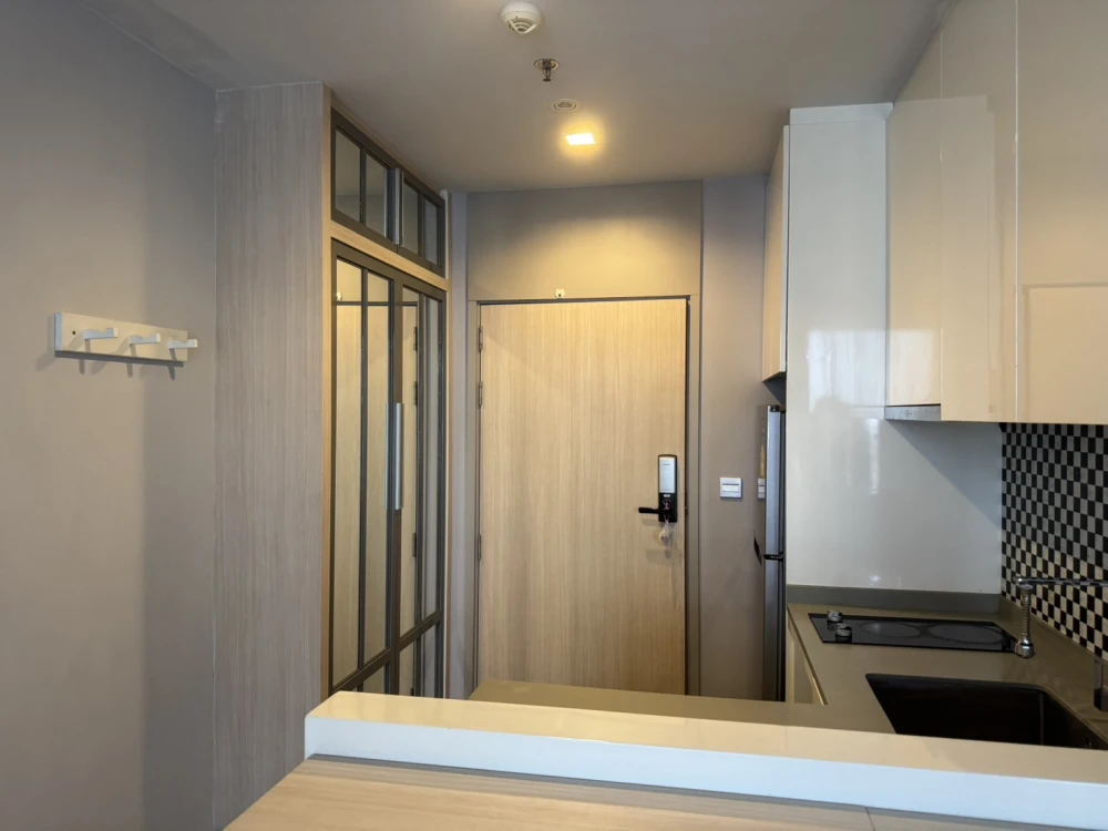 Sell / rent M Thonglor 10, size 35.60 sq.m., 11th floor, convenient transportation, near bts, complete convenience.