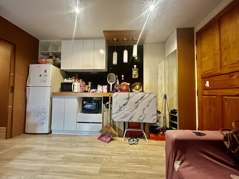 For sale/rent: Ratchada City Condo. Nice unit, fully furnished, affordable price. Just bring your belongings and move in!