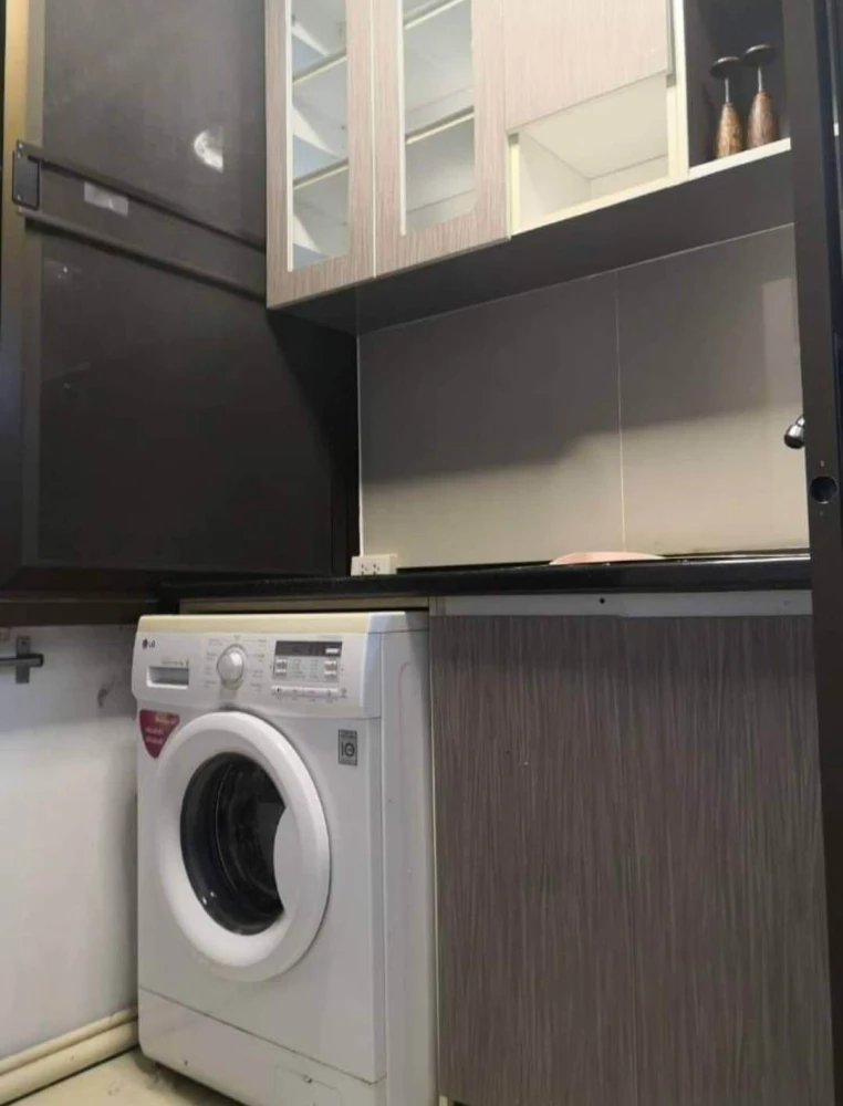 For sale/rent: Ratchada City Condo. Nice unit, fully furnished, affordable price. Just bring your belongings and move in!